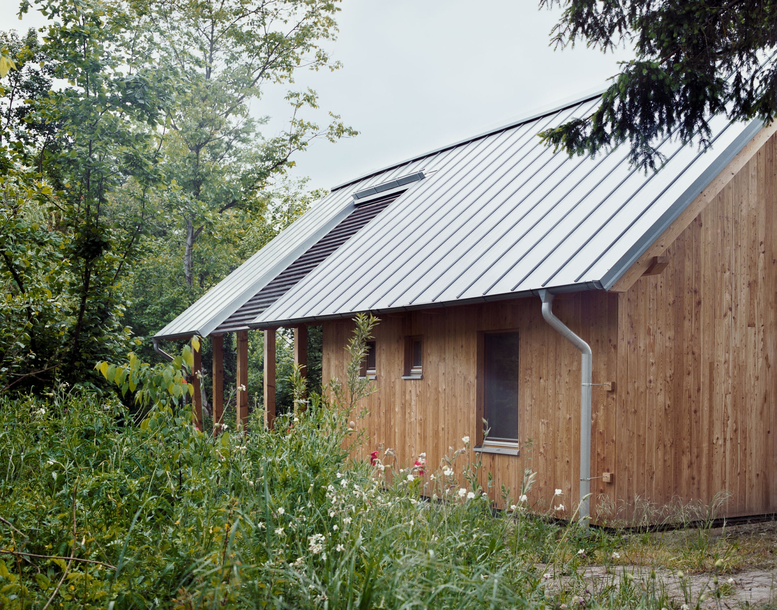 Equinox_Szigetmonostor_hétvégi ház