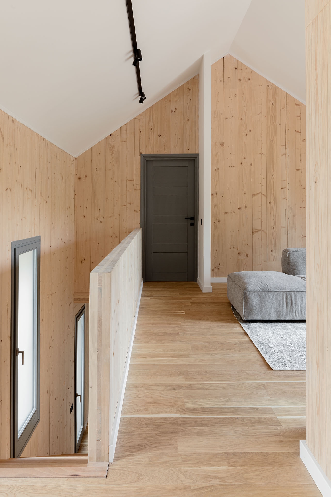 equinox_julia house